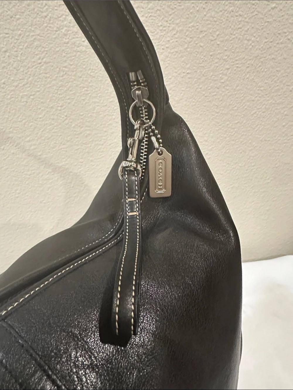 Vintage COACH Black Leather Hobo Shoulder Bag with Branded Charm and Silver HW